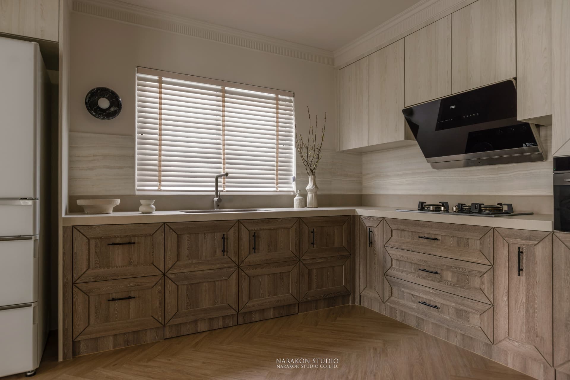 Modern Classic Home 13
