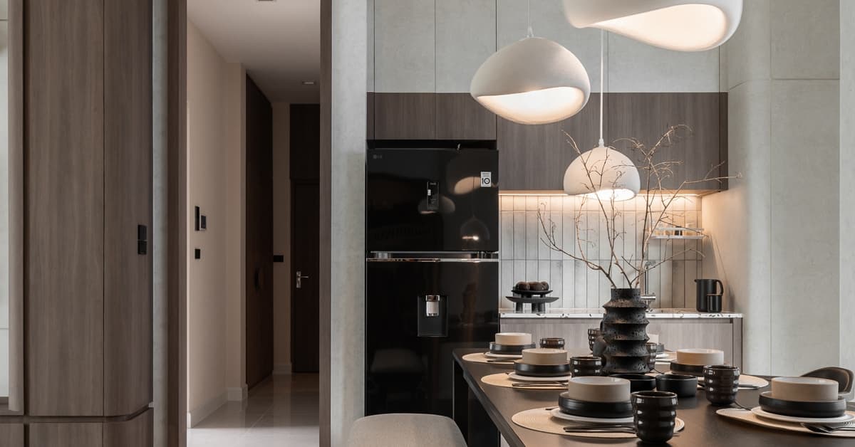 Moody Modern Residence 05