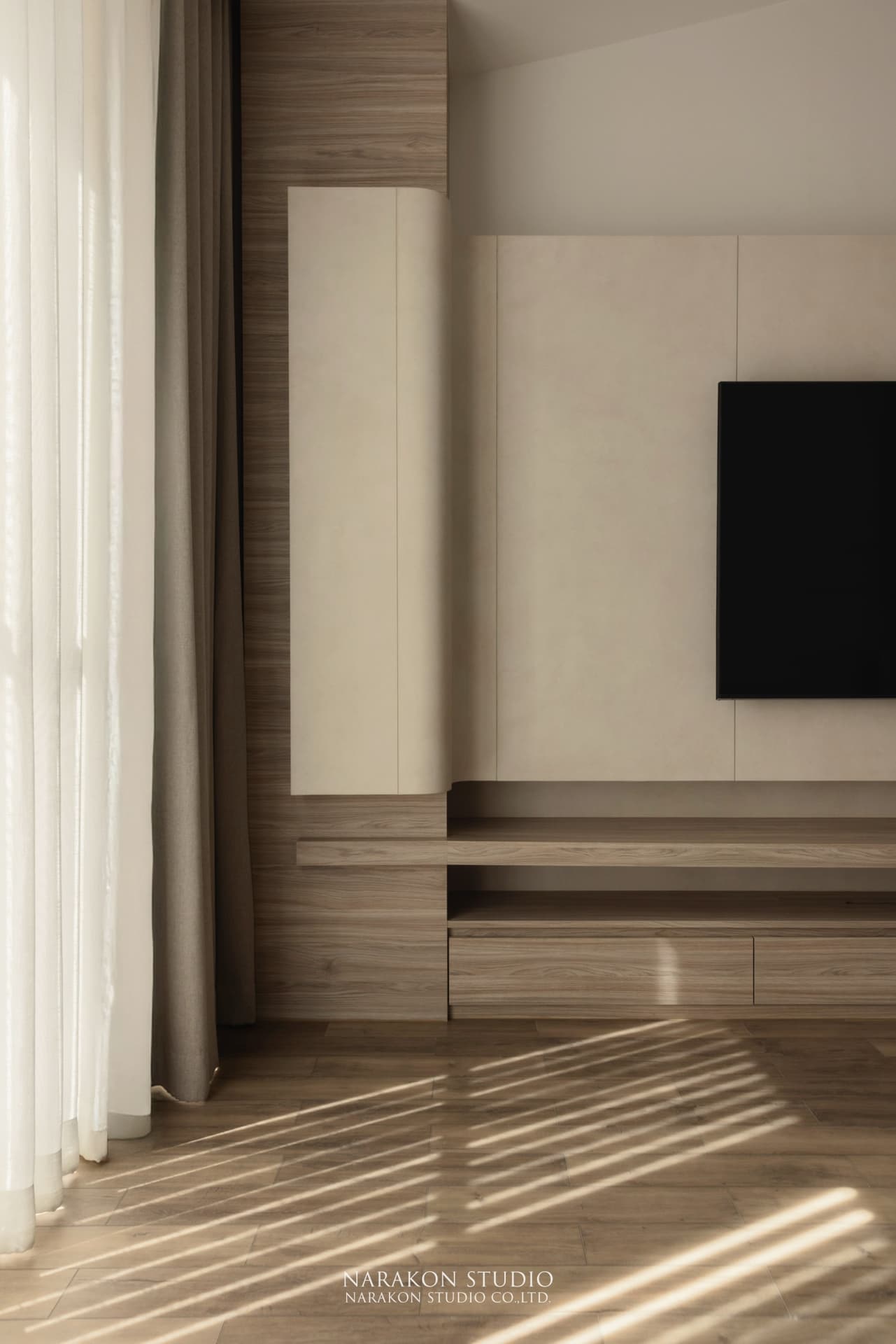 Natural Wood Residence 20