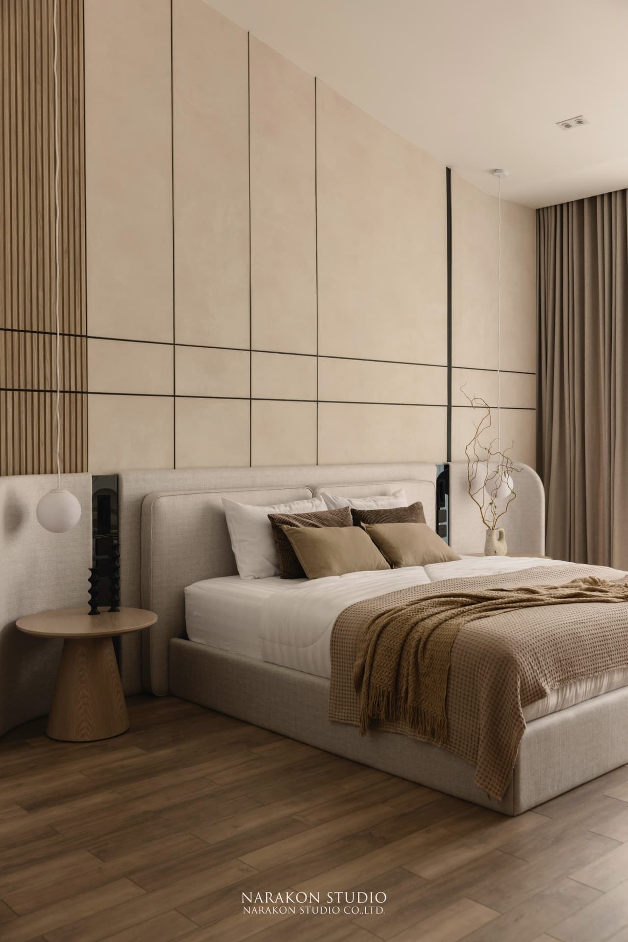 Natural Wood Residence 25