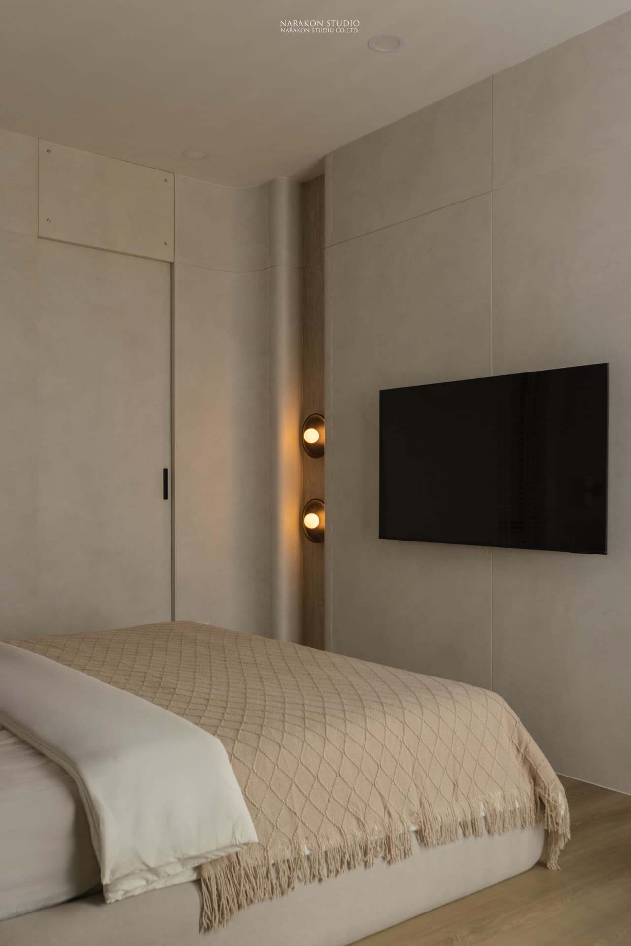 Soft Contemporary 23