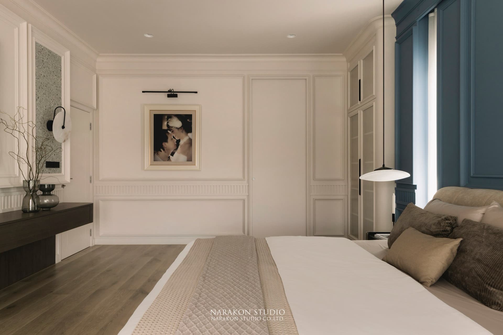 Neoclassic Elegance 13