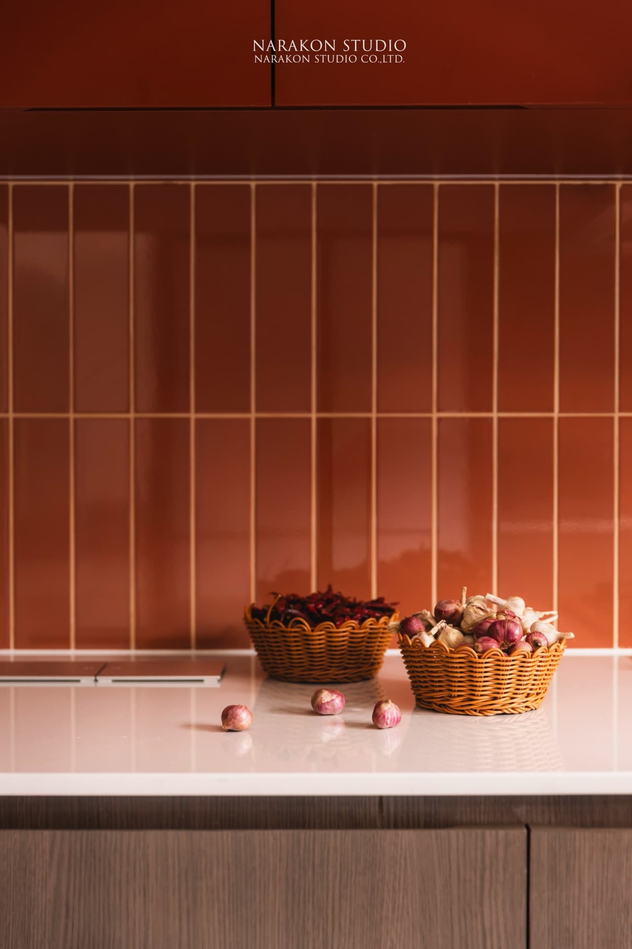 Neoclassic Elegance 18