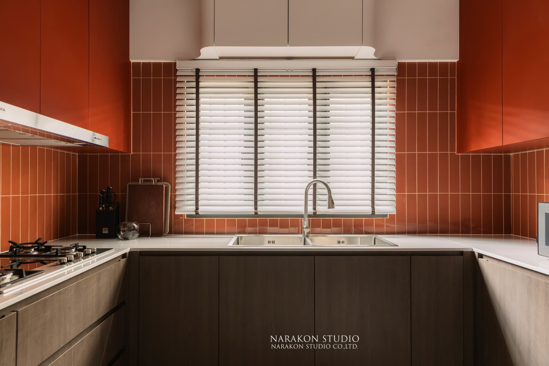 Neoclassic Elegance 19